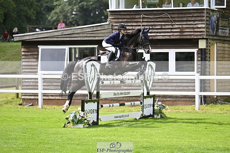 250613A-100935-00315 - Cls 1 Snr Newcomers and 1.10m Open