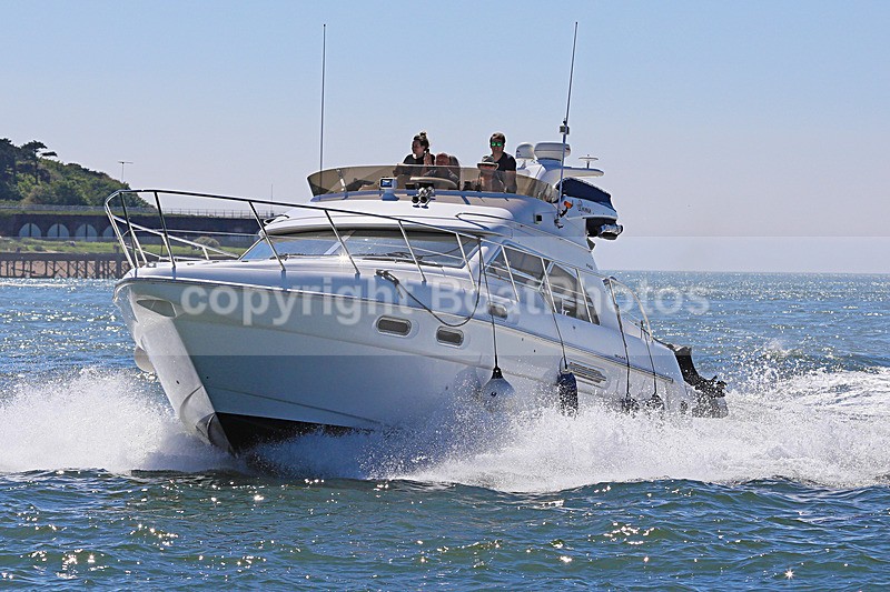 180527 PROMISE - SEALINE F43 1Y3A2061 - Flybridge Cruisers