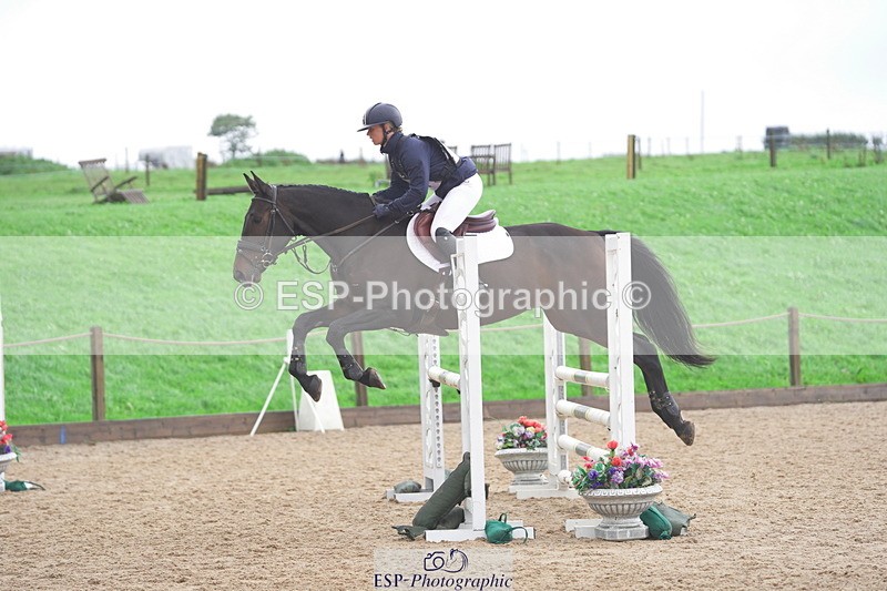 230924A-112444-04541 - 100 SJ 11.00 to 12.00