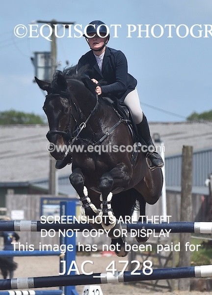 JAC_4728 - CLASS 8 National 1.30m Open