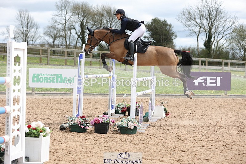 240419A-124850-07454 - Cls 6, 2 Star Medium Tour 1.35m