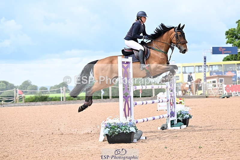 240726A-135607-01551 - Cls 3 Snr Foxhunter