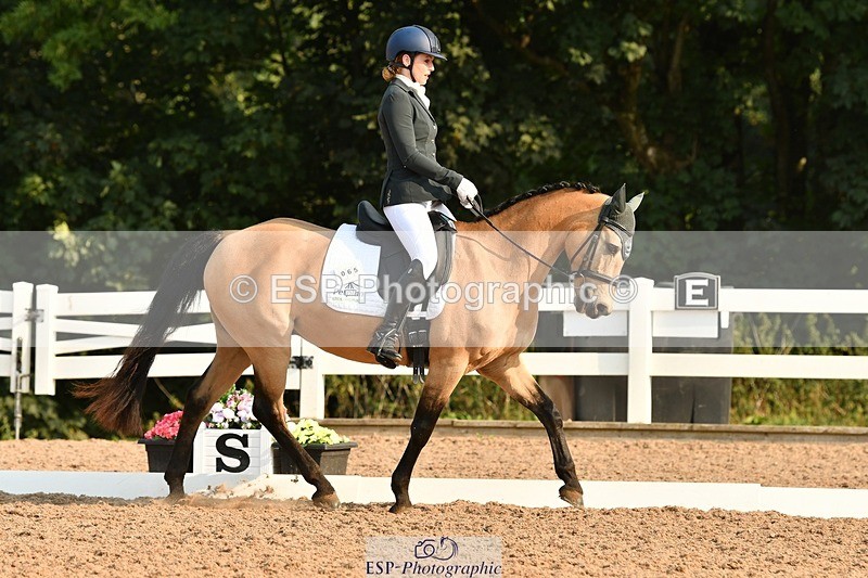 250817-090812-06775 - 065-Nicky.TurriffMyshall.Robby