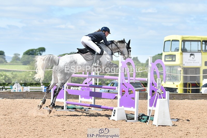 240609A-133106-05679 - Cls 18 Snr Newcomers and 1.10m Open