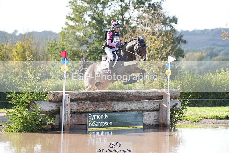 251024A-131127-10984 - B-157-Anna.Cheney