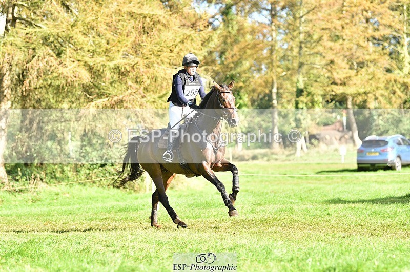 231022-113622-26079 - 255-CLOUDBERRY.BLUE-Isabelle.Downes-XC