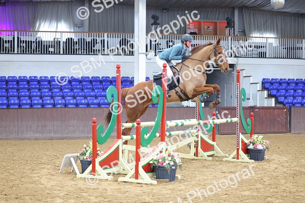 SBM_008373 - Class 21 - Nupafeed Supplements Senior Discovery/ 1m Open - First Round (1.00m)