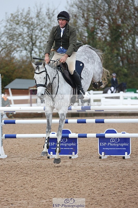 231112A-131836-04387 - Cls 20 Newcomers & 1.10m Open