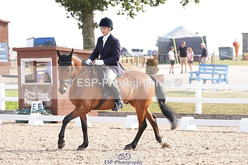 250817-094052-07208 - 157-Camilla.HankinsonChapel.Arch