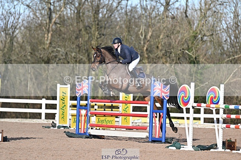 260107-124745-00318 - Cls 5+6 Foxhunter and 1.30m