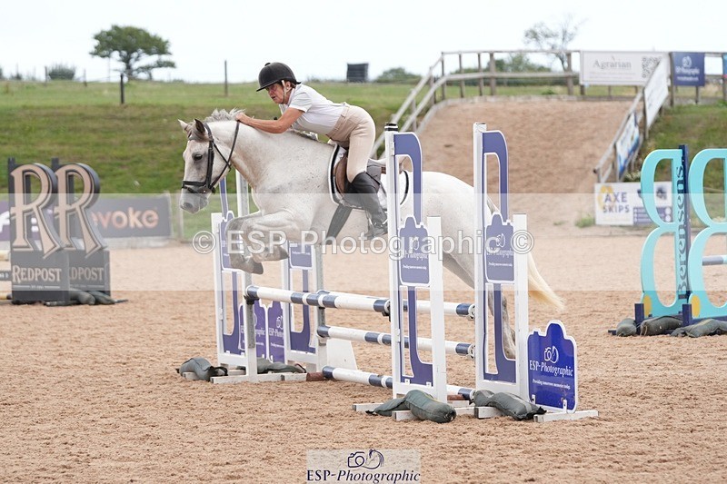 260901-162220-00190 - 70cm Classes