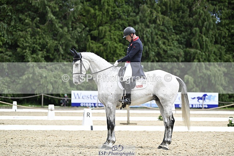 240523-143600-05043 - 433-EN_TARO_DES_VERNIER-Oliver_Townend