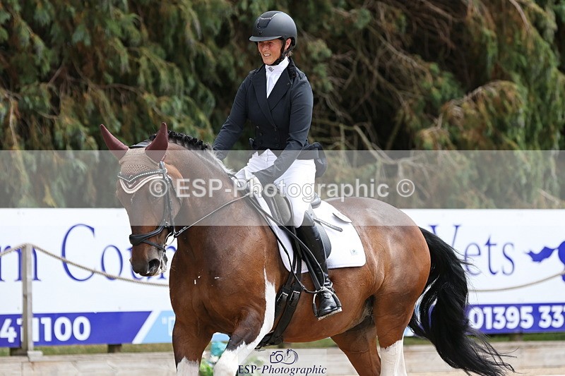 250809A-141849-03957 - 122-Lorraine.MorrisLissyegan.coloured.lady