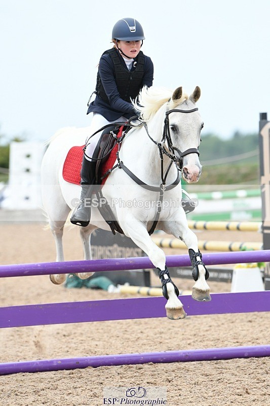 250807-104705-00332 - 80cm Round 1