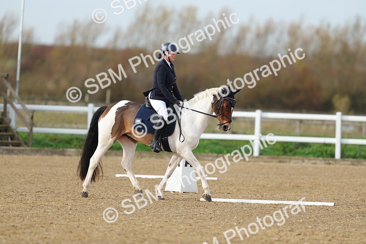 SBM_003615 - Class 6 - Novice 2