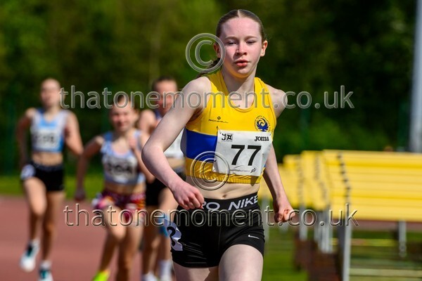 West25Sat-927994 - Track Female Set Two