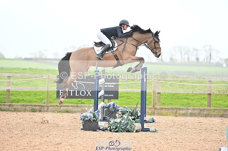 240405A-150244-02168 - Cls 6 National 1.40m Open