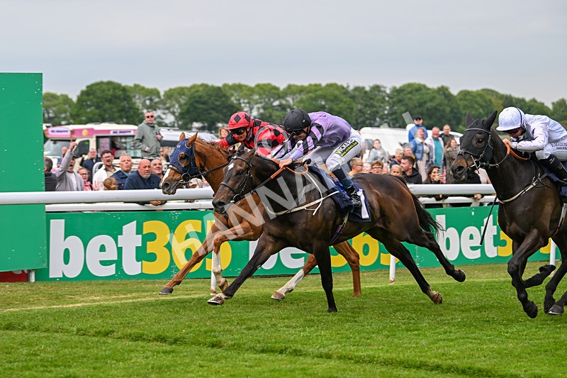 240525-Race 7-Union Island-2158 - Race 7