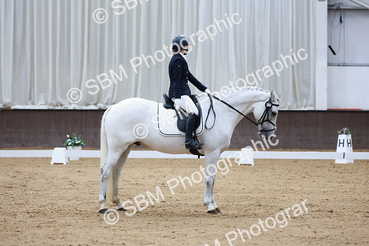 SBM_008424 - Class 6b - Novice 6 - 9.28-10.41