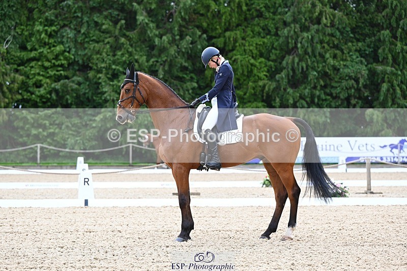 240524-090035-07621 - 501-BRUNO_FG-Edie_Campbell