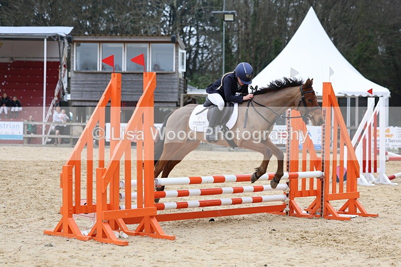 3E7A8014 - Class 10: Junior 60cm