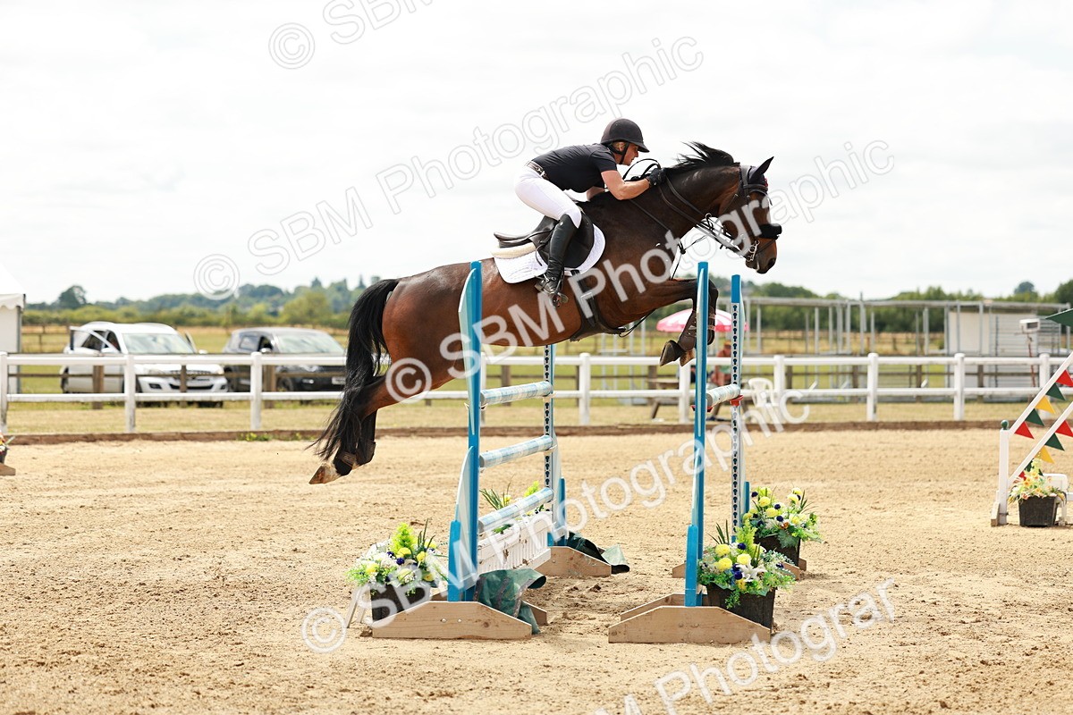 SBM_018944 - Class 21 - Senior Newcomers Championship 2d Rd