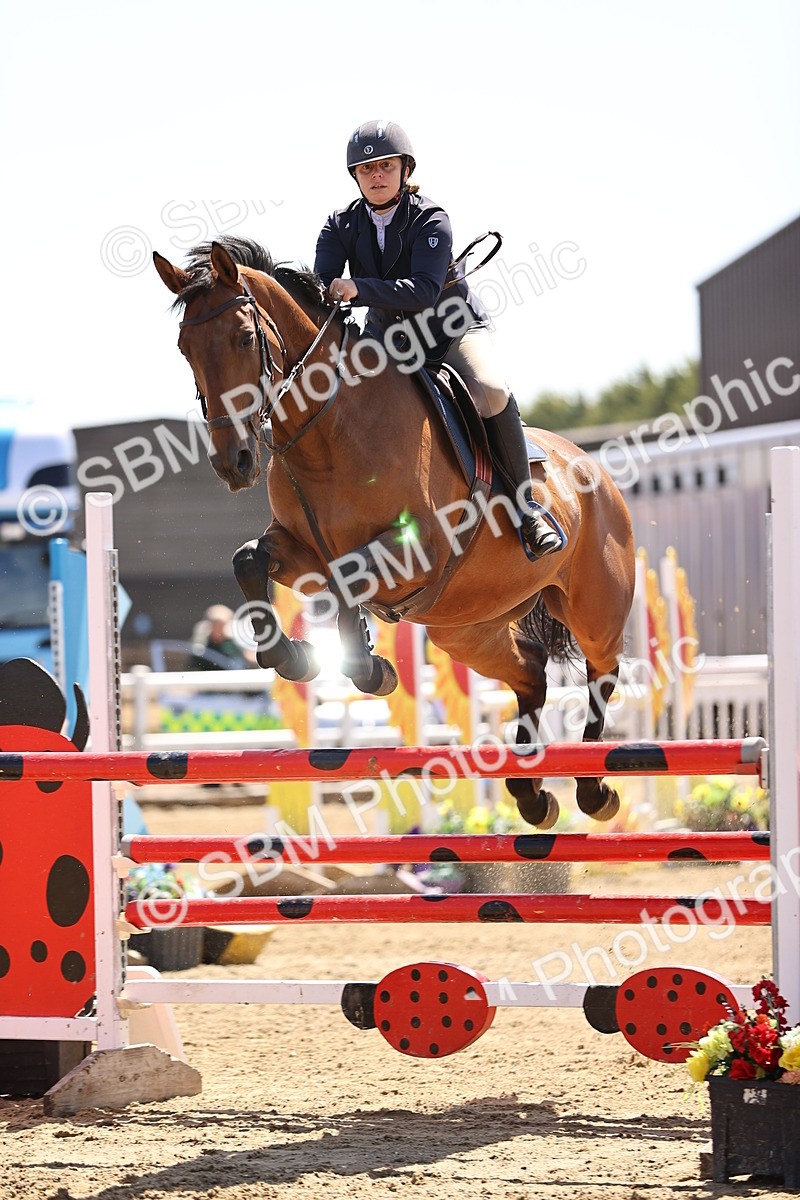 SBM_010049 - Class 9 - Senior Foxhunter - 1.20m Open