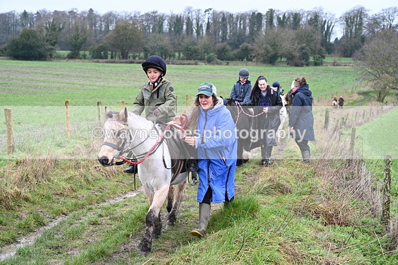 WJ7_9505 - Walk out..