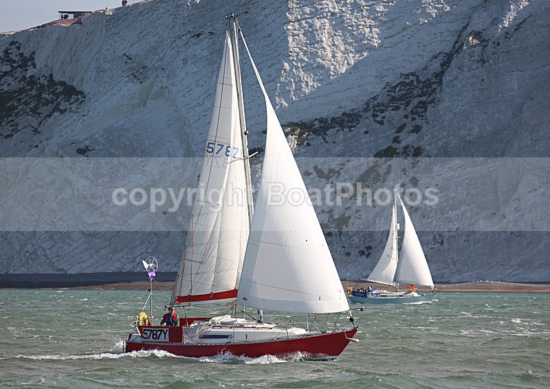 130601 GBR5787Y WT7A8304 - ROUND THE ISLAND RACE - 1st June 2013