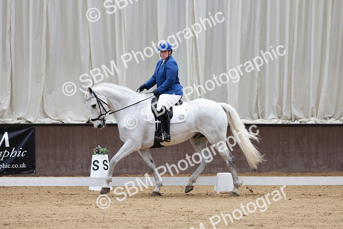 SBM_008173 - Class 6b - Novice 6 - 9.28-10.41