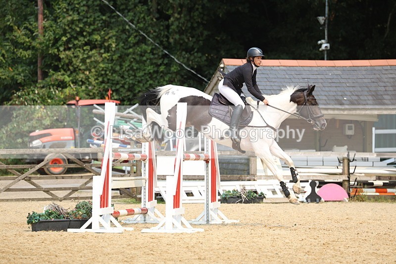 3E7A2488 - Class 8: Senior Newcomers/1.10m open
