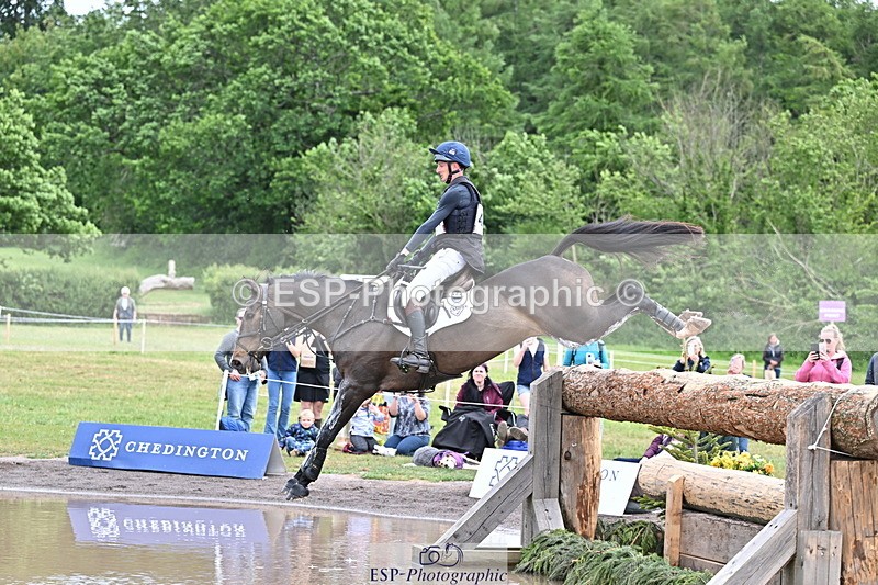 250525A-143753-16532 - D-404-Tom.Jackson-PLOT.TWIST.B