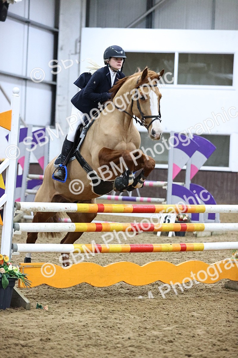 SBM_2064 - Class 8 - Nupafeed Supplements Senior Discovery/ 1m Open