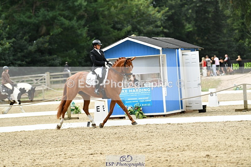 250718A-140753-01994 - 068-Stacey.Escrig-JOIE.DE.VIVRE.III