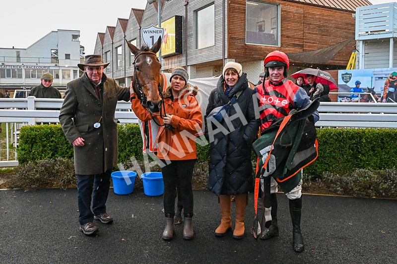 281223-Race 4-Lavida Adiva-5024 - Race 4