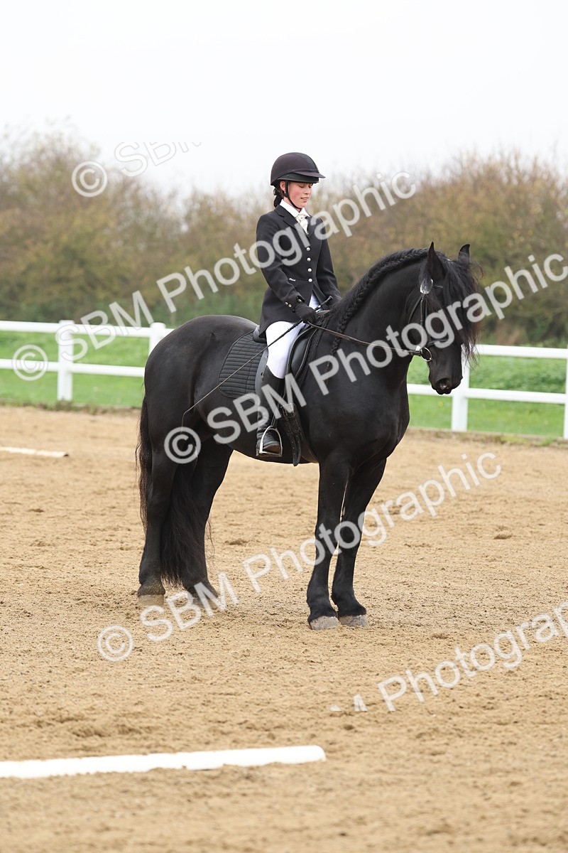 SBM_002562 - Class 5 - Novice 27
