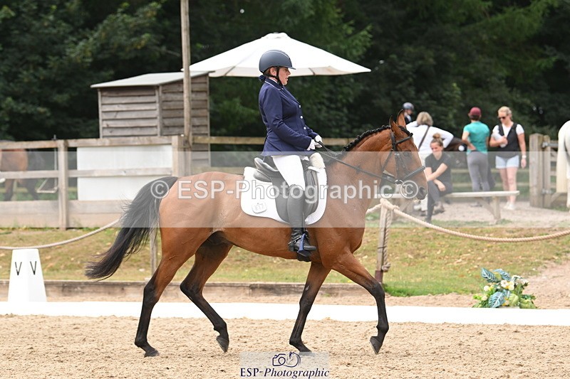 250719A-121034-04653 - 017-Samantha.Meech-Breezeblock