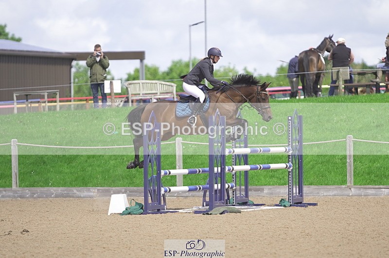 230806A-113708-01632 - Cls 13 Snr Newcomers & 1.10m Open