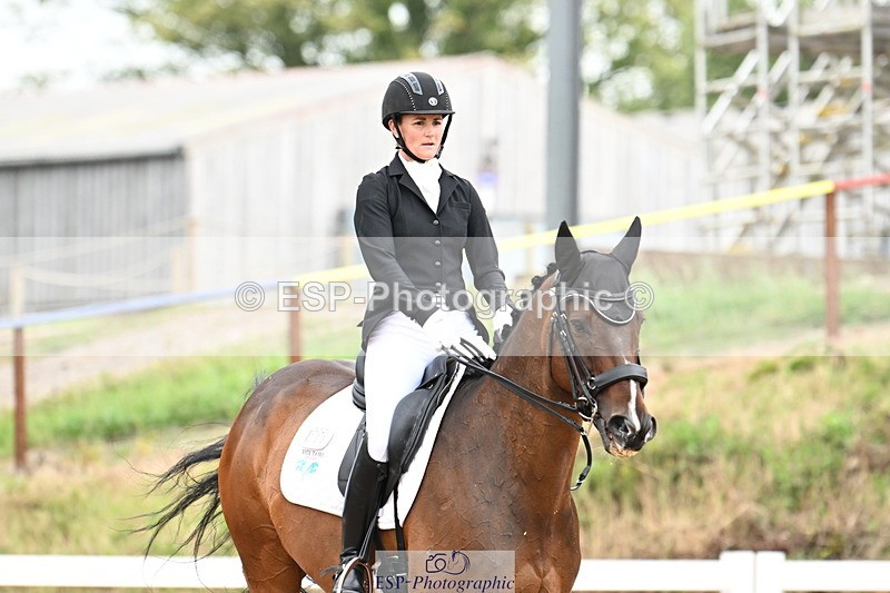 240815A-141745-01989 - 280-Shelly.Smit-Sharp.Sharp