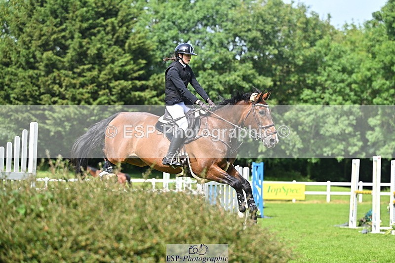 140626A-160534-00081 - Cld 46 Snr 1m 10 Grand Prix