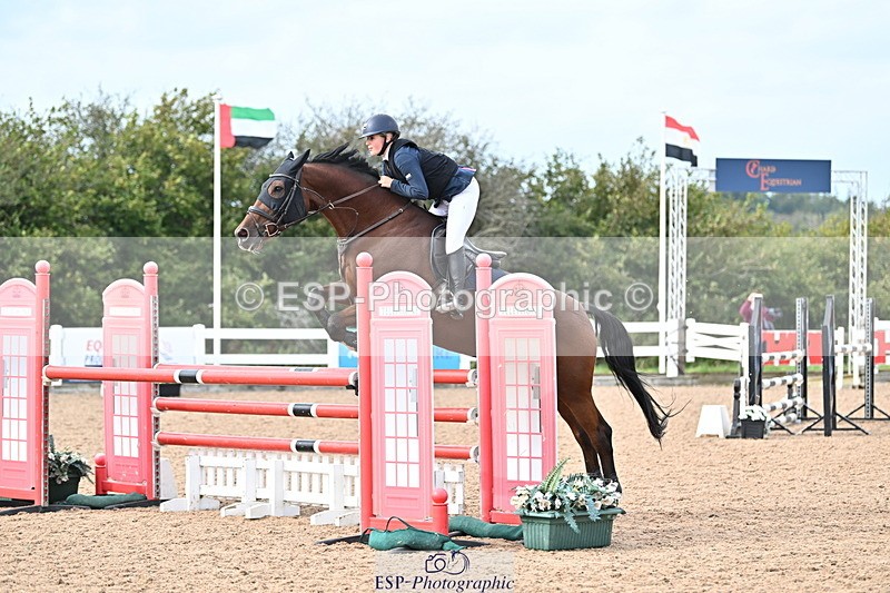 241004A-140203-02399 - Fri 11 1.10m amateur Quals