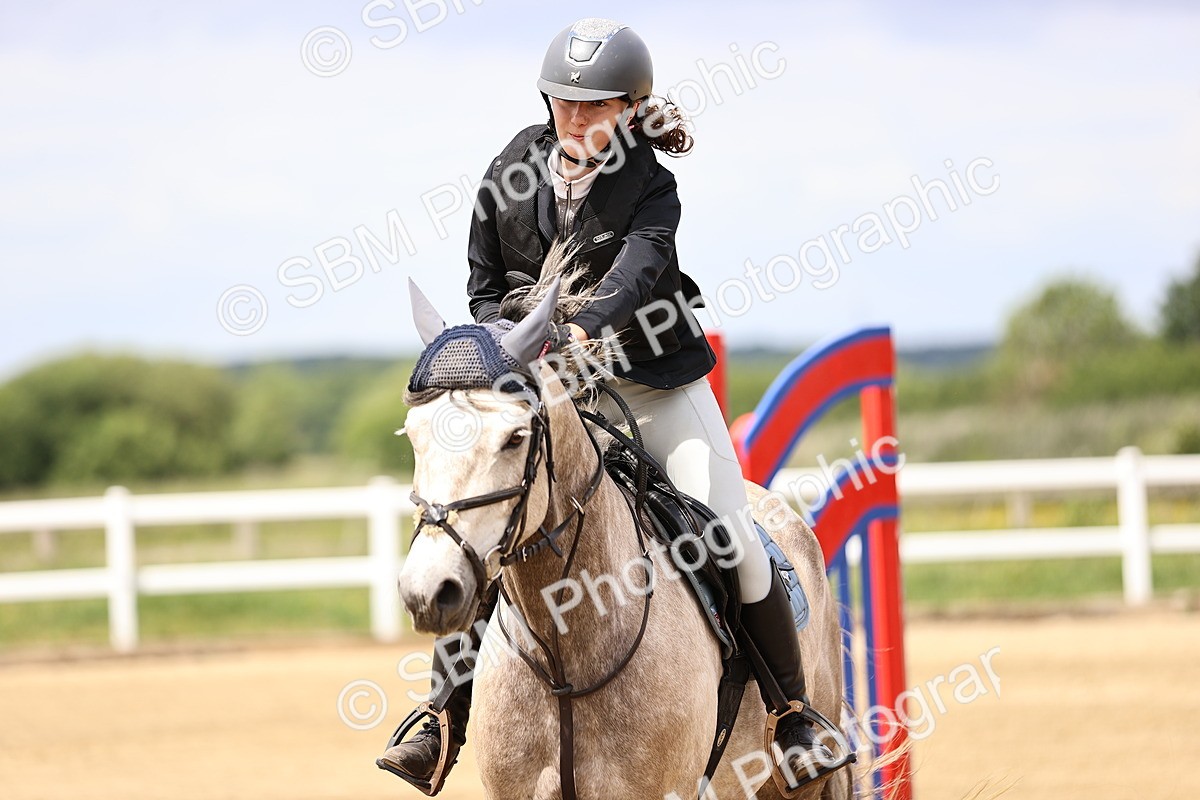 SBM_007918 - Class 3 - 90cm showjumping