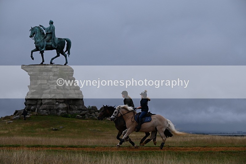 DSC_2632 - Time at Statue 12:34 to 12:56
