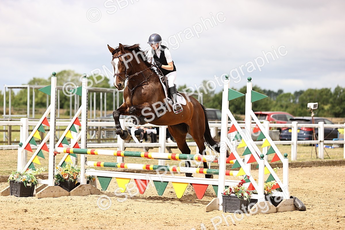 SBM_013100 - Class 13 - Senior British Novice - 90cm Open