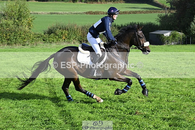 251024A-105525-07310 - A-007-Maja.Hullah