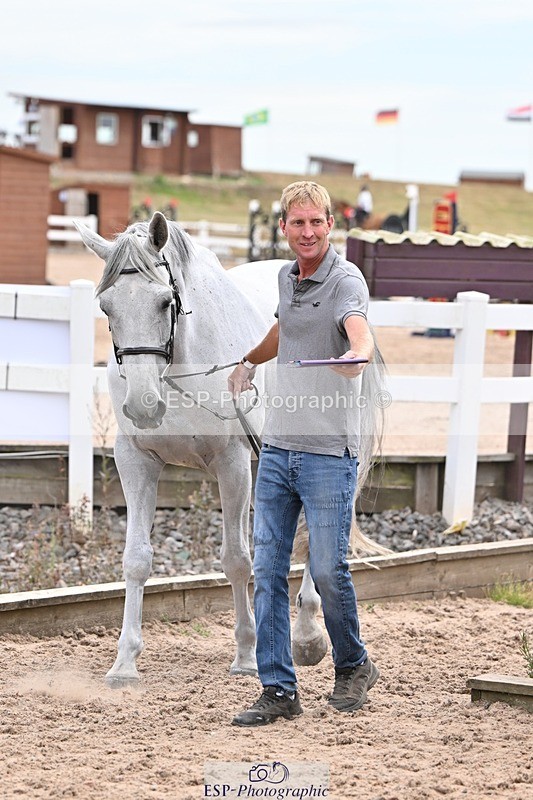 250716-143041-01149 - Trot Up 2.30 to 3.30