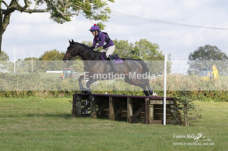  WWHT 171021 3529 - Intermediate Pairs (0.90m)  17/10/21