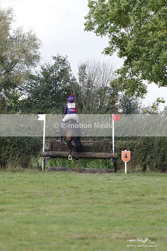  WWHT 171021 3534 - Intermediate Pairs (0.90m)  17/10/21