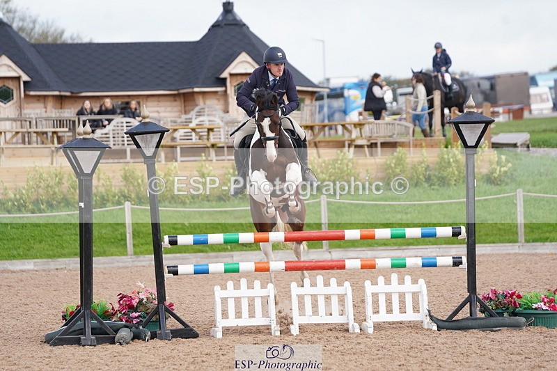 241005A-111924-04527 - SAT Cls 9 Snr Discovery &1m Open