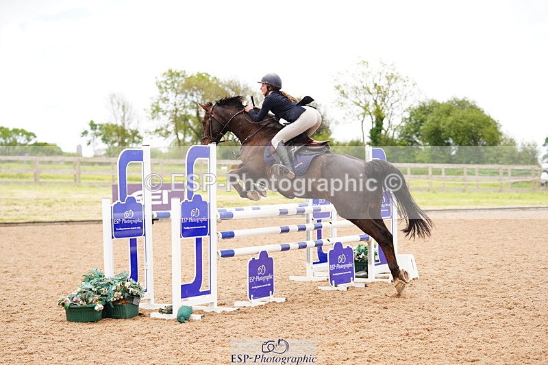 240526A-120304-07930 - Cls 26 Chard Equ 1.05m and 1.10m Grand Prix